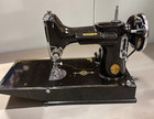Singer 221-1 Portable Electric Sewing Machine W  Case  Manual And Accessories