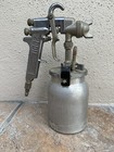 Binks 2001 Spray Gun With Cup In Good Working Condition 