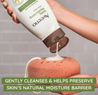 Aveeno Daily Moisturizing Body Wash For Sensitive Skin   Prebiotic Oat  Gently C