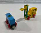 Brio  33322 Fork Lift Truck Train Set W  Cargo  rimless Wheels  - Wooden Railway