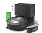 Irobot Roomba J5  Robot Vacuum   Mop Clean Base J557020   New In Box 
