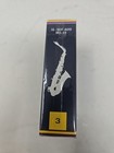 Vandoren Traditional Bb Clarinet Reeds Strength 3 Box Of 10
