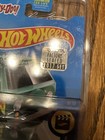Hot Wheels 2017  Mystery Machine Super Treasure Hunt - Rare - Fast Shipping   