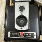 Vintage Kodak Brownie Hawkeye Camera   Flash Outfit Original Box