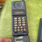 Vtg 1990   s Motorola Digital Personal Communicator Original Flip Phone Mobile