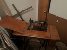 Antique  Sewing Machine Wooden Cabinet  W  Singer Built In Sewing Machine 