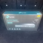 Tp-link 24 Port Gigabit Ethernet Switch Desktop  Rackmount Plug   Play