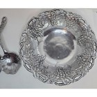 Vint Arthur Court Designs 1995 Aluminum Grapes   Leaves Bowl 12      Serving Set