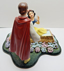 Wdcc A Kiss Brings Love Anew Snow White   Prince Charming W styro Box   Coa  462