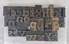 Vtg Antique Lot Of 25 Letterpress Letters Wood Type Printers Block 1 75  Patina