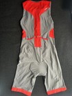 2xu Men s Core Trisuit - Gray red - Sleeveless Triathlon Race Suit - Size M