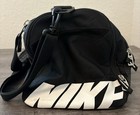 Nike Black Duffel Gym Bag With Shoulder Strap     Pre-owned  21   