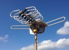 Hdtv Outdoor Over The Air Antenna With Black J-pole Mast Mount Remote 150 Miles