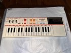 Casio Pt-82 Electronic Keyboard With Rom Pack Ro-551 World Songs 