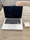 Apple Macbook Pro Early 2015 13-inch Retina  I7 3 1ghz  16gb Ram  1tb Ssd