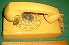 Itt Rotary Dial Wall Phone Beige   Light Tan 1983 - Untested