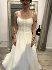 Wedding Dress Size 10 Nwt A-line Lace Sleeveless Long Train
