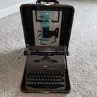 Royal Quiet De Luxe Manual Portable Steel Typewriter With Case Vintage