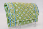 Vera Bradley Strap Wallet In  apple Green  Pattern