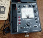 Accurate Instrument Co   Utility  tube  Tester Model 161  Untested