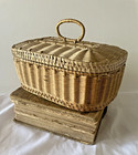 Charming Vintage French Petite Carry Wicker Sewing Basket 8 X 5 5 X 3 25  1930s