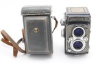  as-is  Yashica-d Tlr Film Camera Yashikor 80mm F3 5 Lens W case From Japan