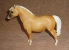 1996-1997 Breyer Palomino Shetland Pony  944 Pine   Tri-colored Eyes 