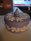 Vtg Wedgwood Blue Jasperware  cream On Blue  Spiked Knob Box  England 6 