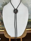 Vintage Siskiyou    music   Roses    1988 Usa Silver Pewter Western Bolo Tie