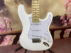 St White Electric Guitar 3s Pickup Maple Fingerboard 22 Frets In Stock