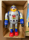 Vintage Super Robot X-25 Tin Toy Showa Retro Mechanical Robot