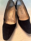 Vtg St  John Black Suede Pumps Gold Logo Hardware Size 7 5 Aa Slim Made In Italy