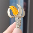 Fashion Rhinestone Banana Brooch Pin Badge Fruit Pin Women Corsage Jewelry Gift