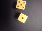 Pair Of Vintage 5 8  Butterscotch Bakelite Dice