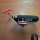 R  de Videomic Go Lightweight On-camera Microphone W  Shockmount   Lavalier Mic