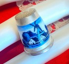 Excellent Vintage Sterling Thimble Signed 925  Enamel Delph Blue Windmill Sz 7
