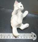 Vintage Lefton Playful White Kitten Cat  1874 Figurine 5 5  X 2 75  Euc