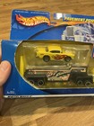 Hot Wheels Pavement Pounders Set - Truck Yellow Car 