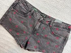 Wild Fable Shorts Womens 16 Black Embroidered Cherries Easyrigid Mid Rise Denim