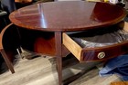 Rare Henredon Oval Center Table server In Flamed Mahogany