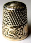 Antique Simons Bros Gold Band Sterling Silver Thimble     leaves Flowers        attie 