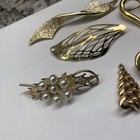 Lot Of 7 Vintage - Modern Gold Tone Mix - Costume Brooch Pins 1 Avon 1 Trifari