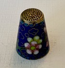 Vtg Cloisonn   Sewing Thimble Gold Tone Blue Floral Enamel 1930-1990