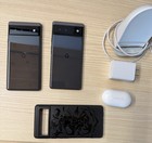 2x Google Pixel 6 128gb Galaxy Buds 1 Pixel Wireless Charger 2