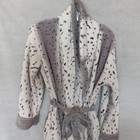 Parks And Recreation Tv Show Wardrobe Costume Aubrey Plaza April Comfy Robe