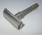 Vintage 1966 Gillette L-3 Adjustable Double Edge Safety Razor