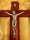 Vintage Devon Signature Collection Cherry Wood Crucifix Wall Cross Metal Jesus
