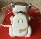 I-dog Music Loving Canine 2005 White Speaker Hasbro Sega Toys Tiger Electronics
