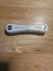 Keysmart Pro Compact Key Holder With Tile Smart Location Ks411why  White