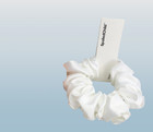 Il Makiag  100 Foundation Blending Brush Nwob 2pcs   White Scrunchie